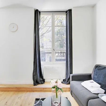 Cozy - Rue De Bretagne * Париж