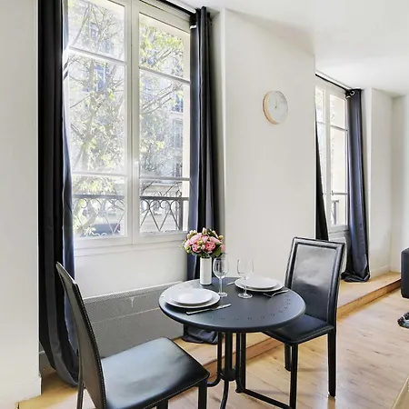 Cozy - Rue De Bretagne Апартаменты *